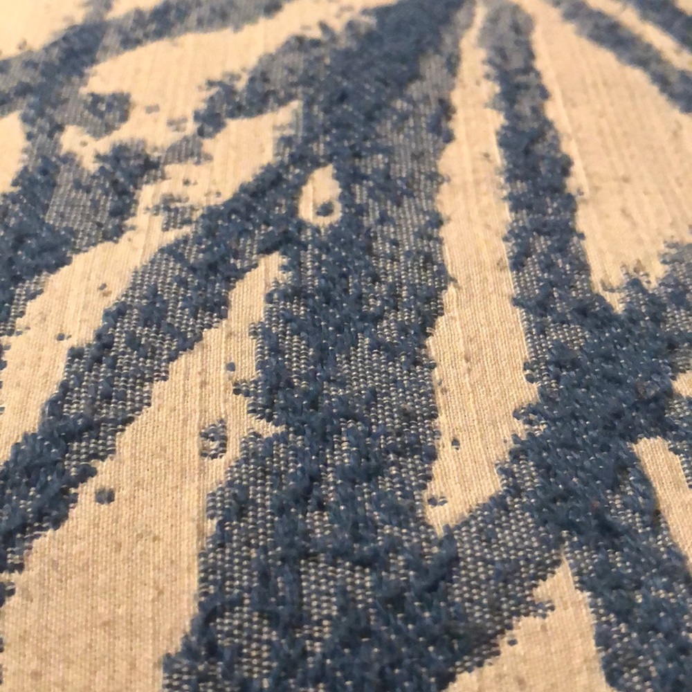 Meet your Posher, Lenora